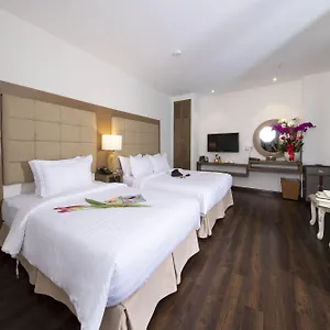 https://blue-diamond-luxury-hotel.hotelsvungtau.com